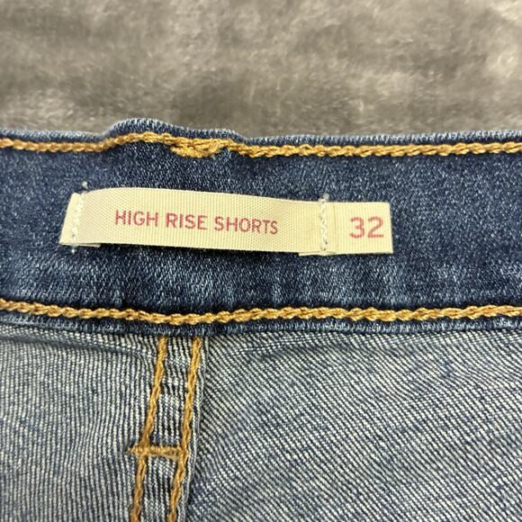 Levi's 501® Women's High-Rise Jean Shorts Sz.29 Blue Cut Off Button Fly - Picture 2 of 8